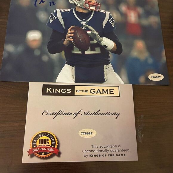 Autographed Legendary NFL Quarterback Photo with COA Football Original - Picture 1 of 2
